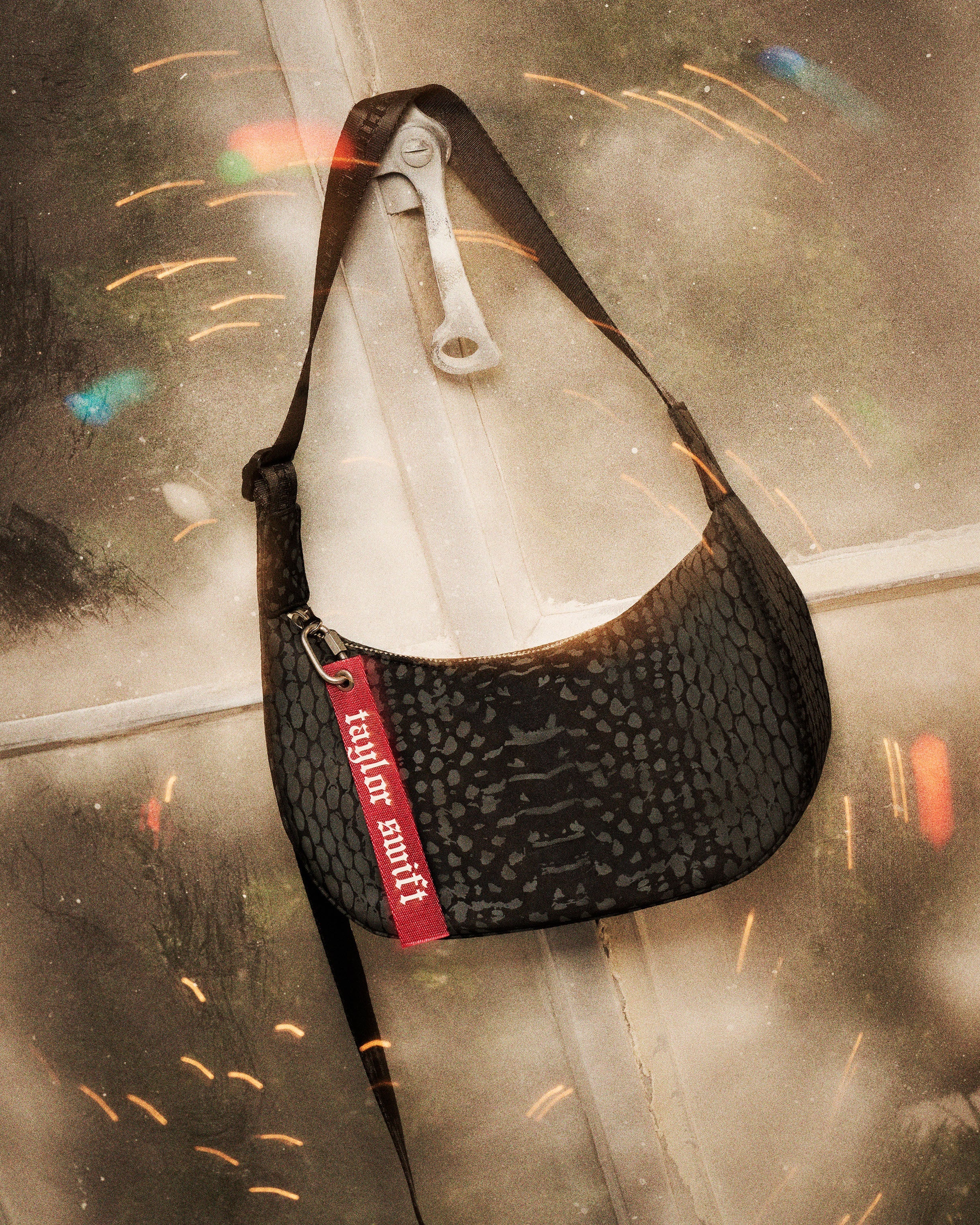 Reputation Album Handbag - Image 2