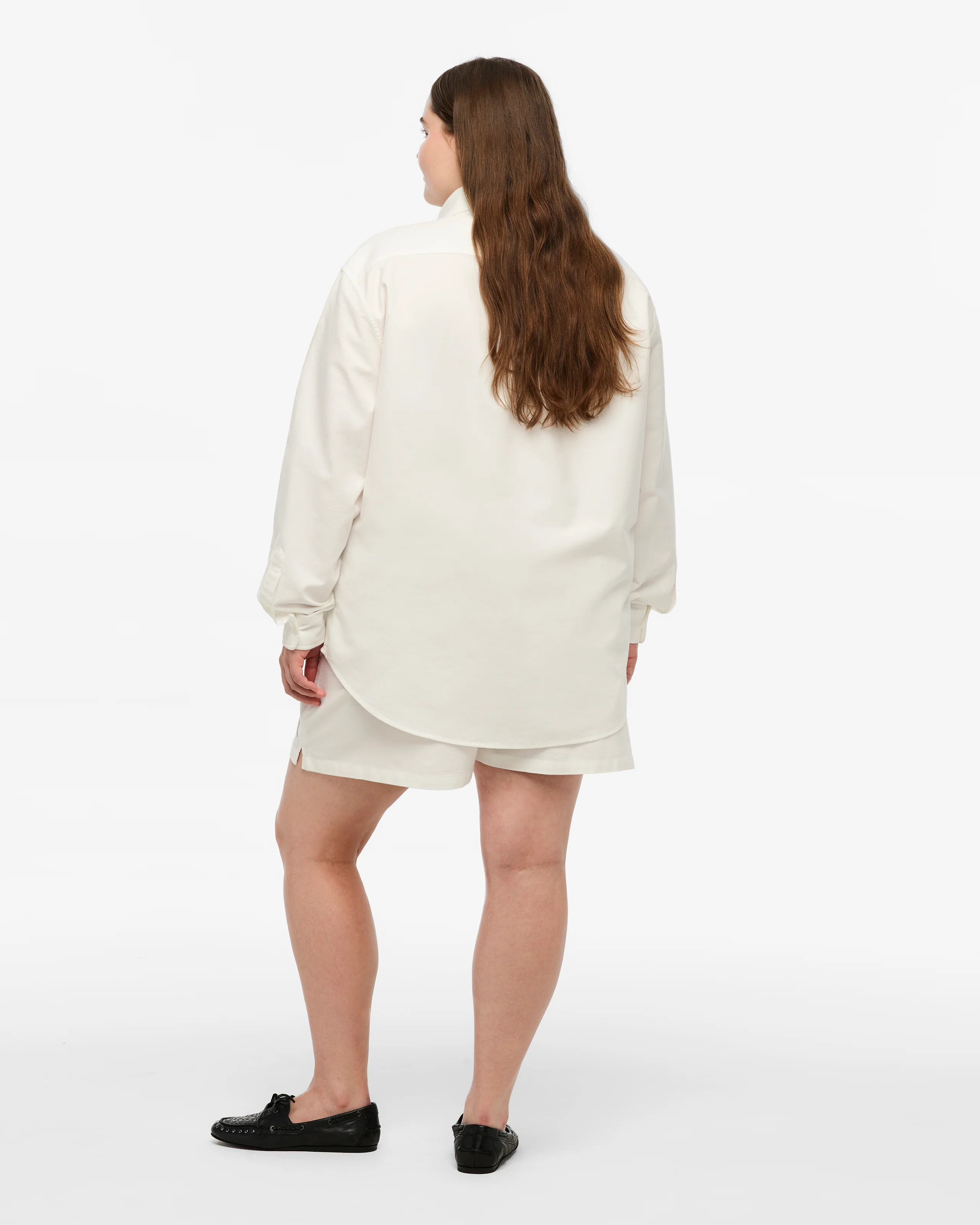 TS Crest White Oxford Shorts - Image 13