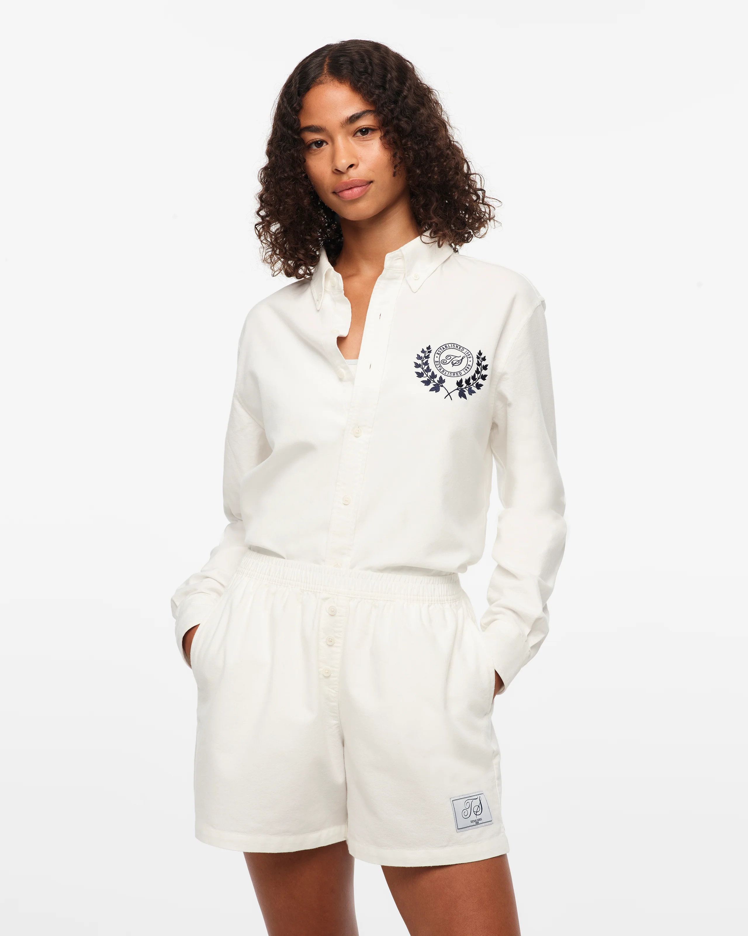 TS Crest White Oxford Shorts - Image 4